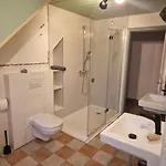 145 Qm Beckenhoelzle In Ruhiger Lage Mit Garten Und 3 Schlafzimmern *