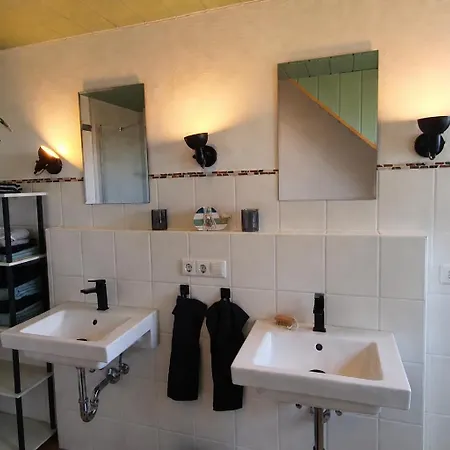 145 Qm Beckenhoelzle In Ruhiger Lage Mit Garten Und 3 Schlafzimmern
